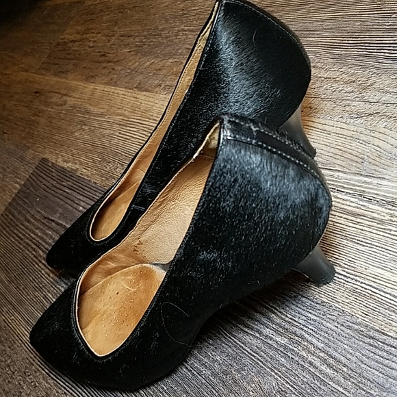 Clarks Black Leather Hair Size 8.5 pumps heels - Picture 7 of 16